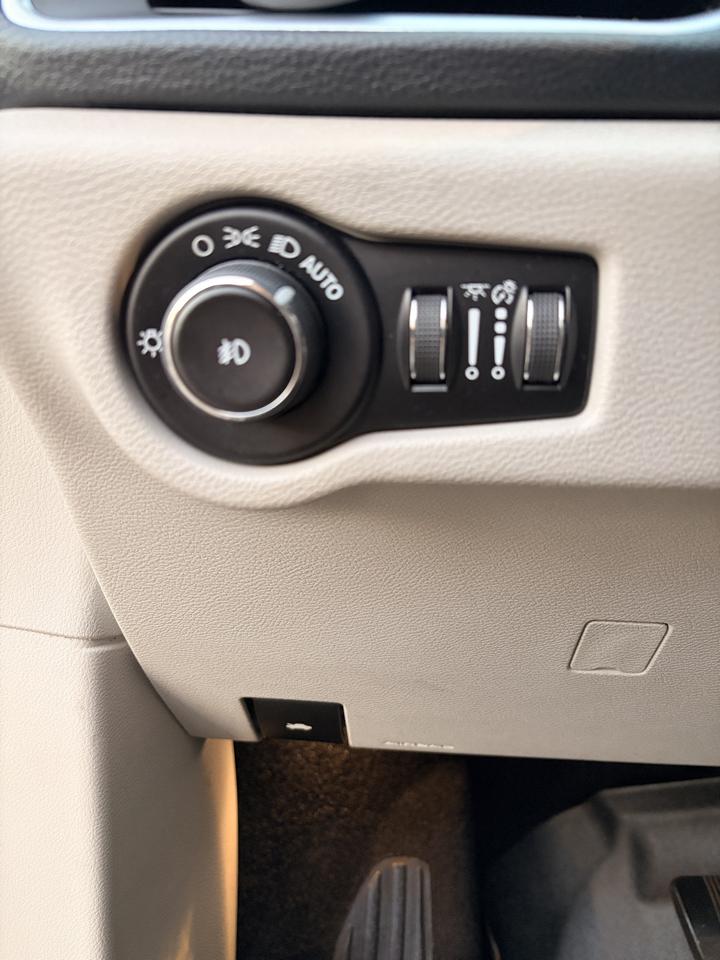 Chrysler Pacifica Limited 2019