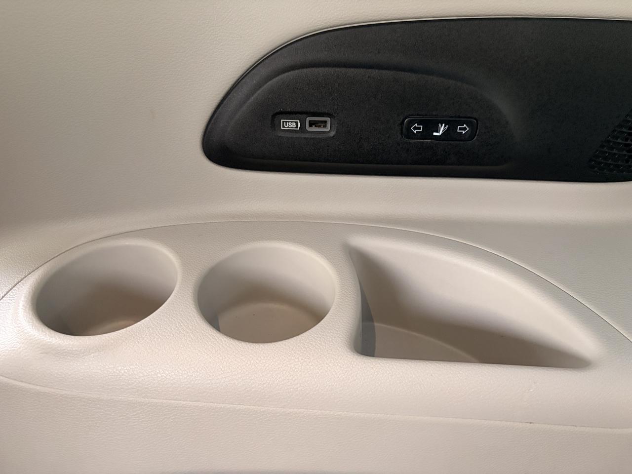 Chrysler Pacifica Limited 2019