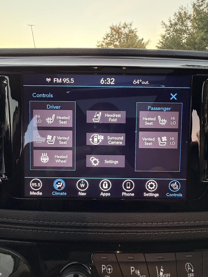 Chrysler Pacifica Limited 2019