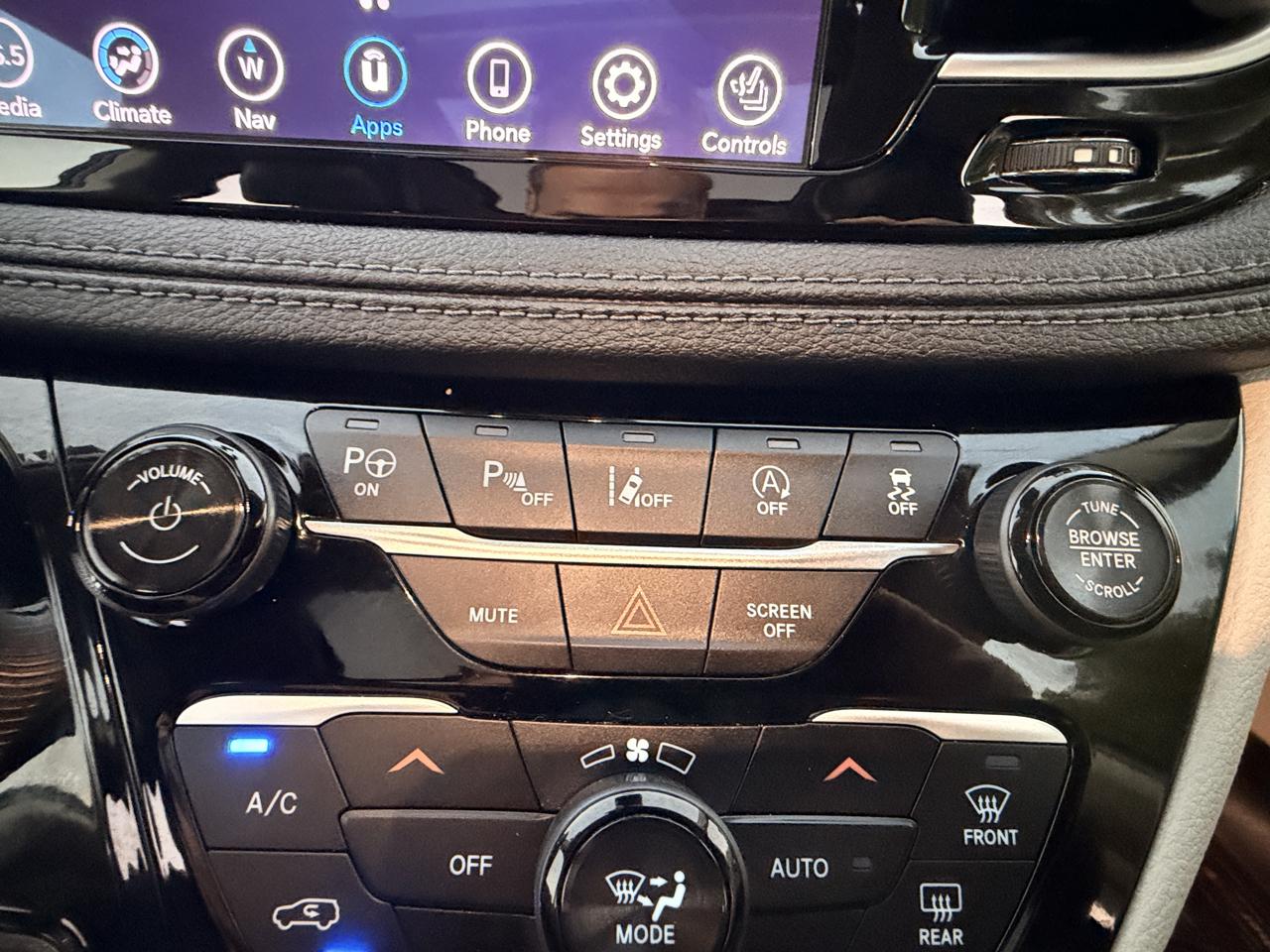 Chrysler Pacifica Limited 2019