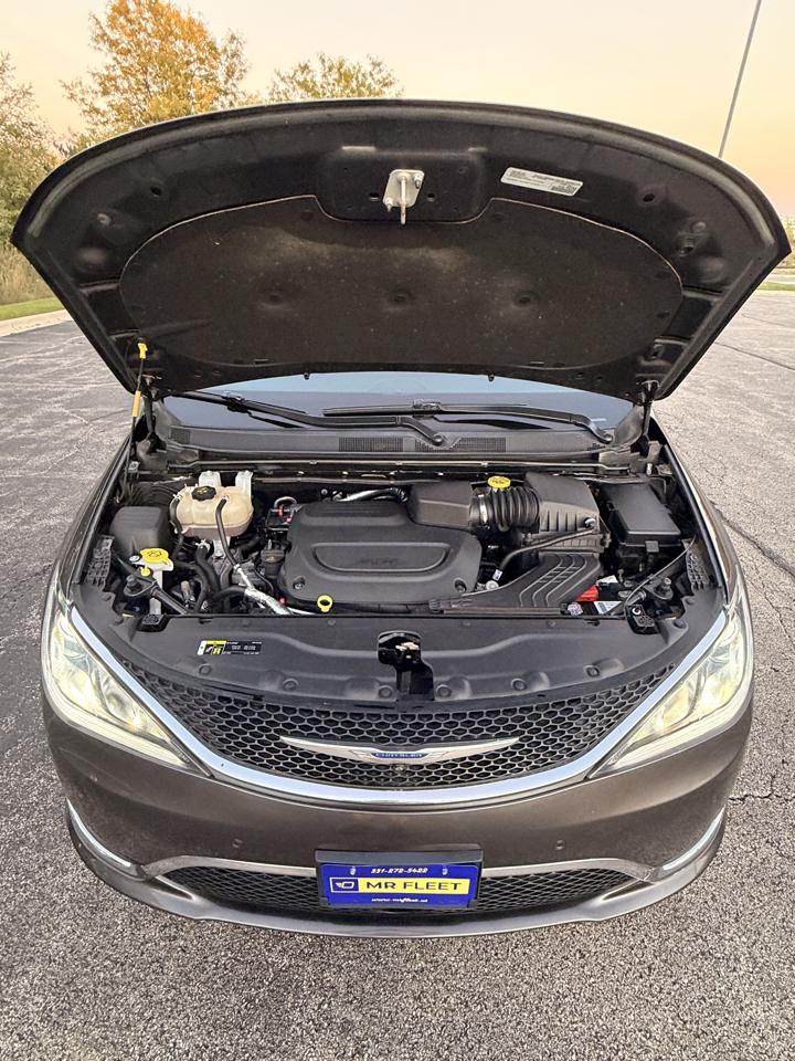 Chrysler Pacifica Limited 2019