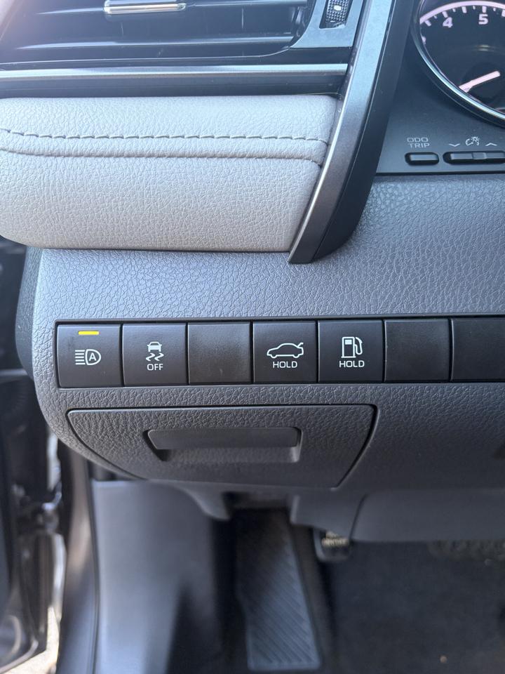 Toyota Camry LE 2019