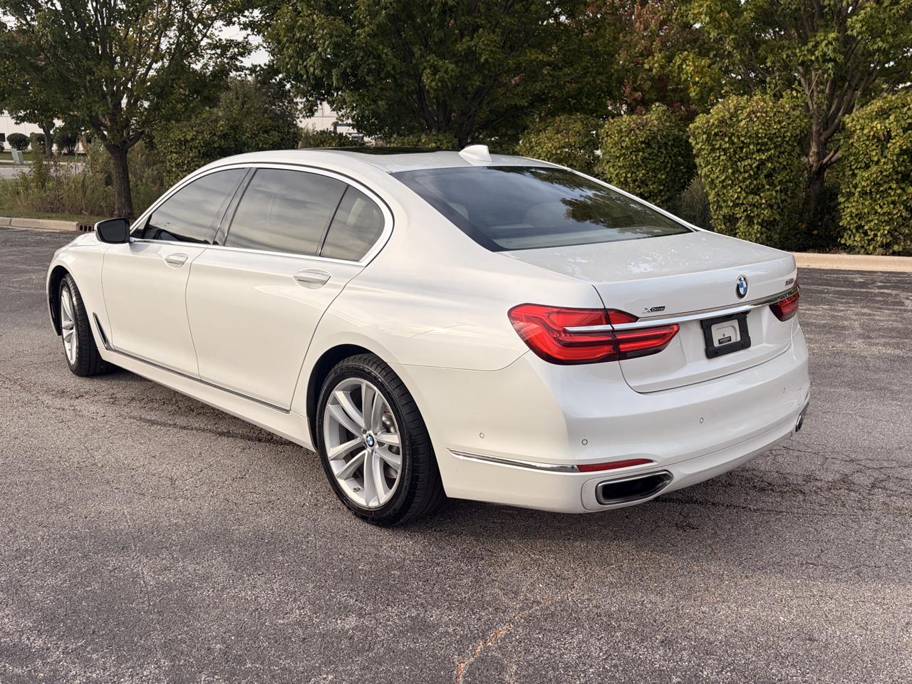 BMW 7-Series 750i xDrive 2016