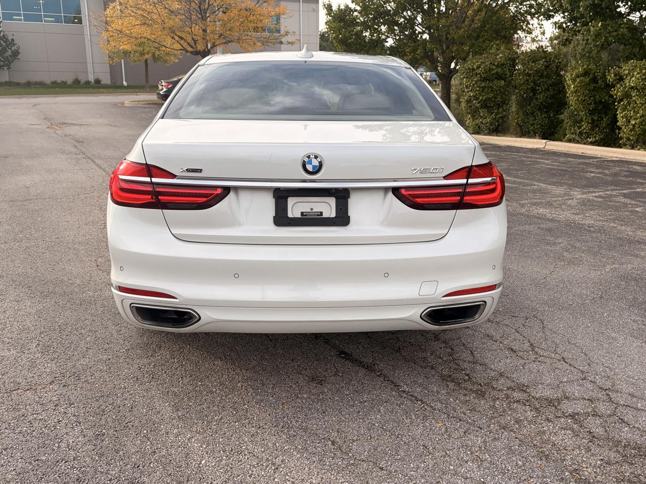 BMW 7-Series 750i xDrive 2016