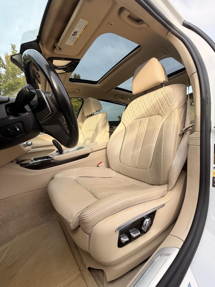 BMW 7-Series 750i xDrive 2016