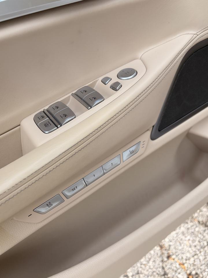 BMW 7-Series 750i xDrive 2016