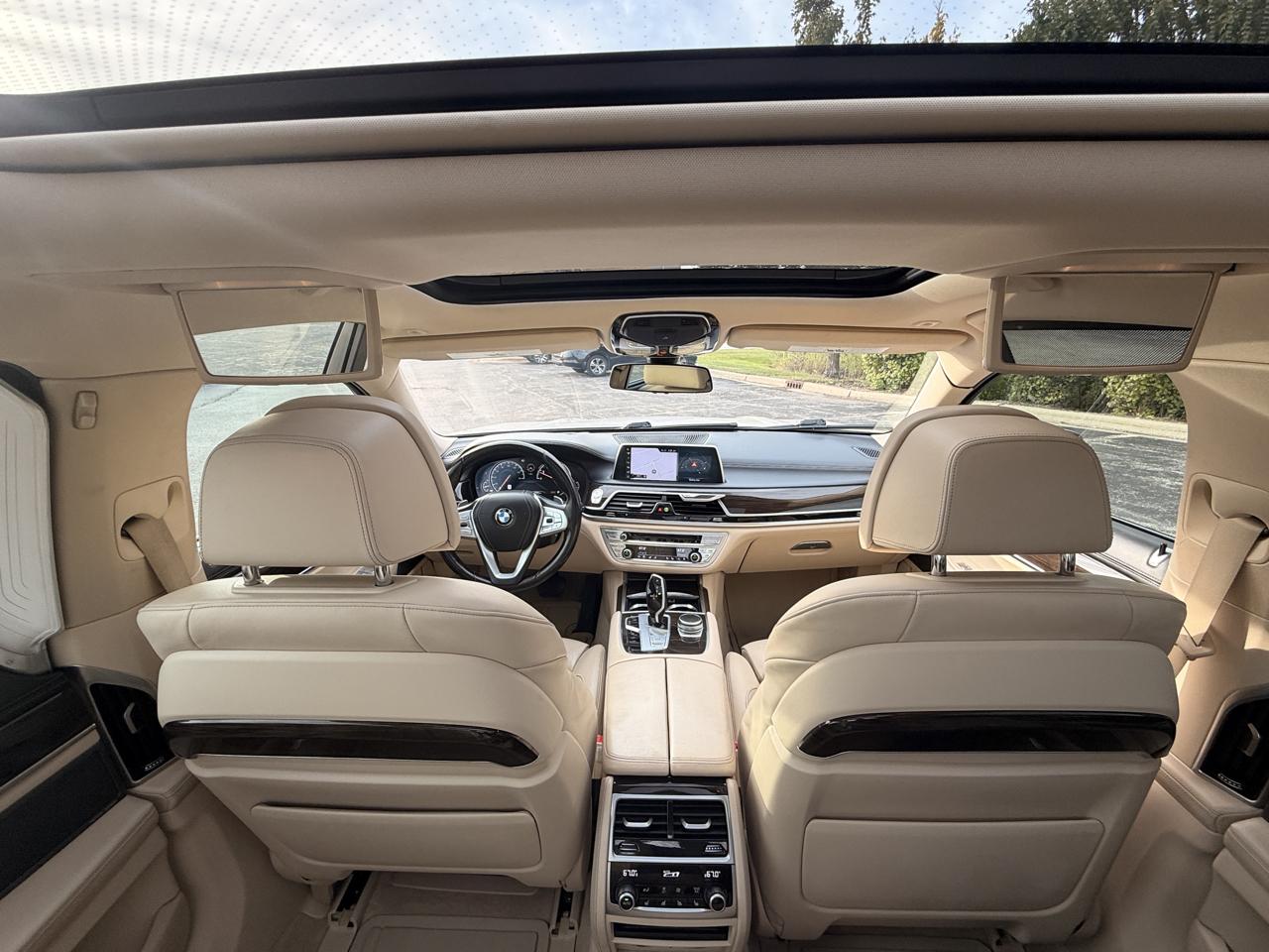 BMW 7-Series 750i xDrive 2016
