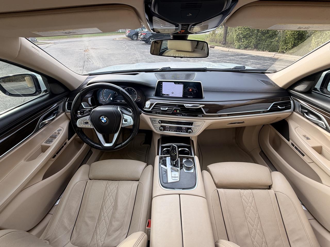 BMW 7-Series 750i xDrive 2016