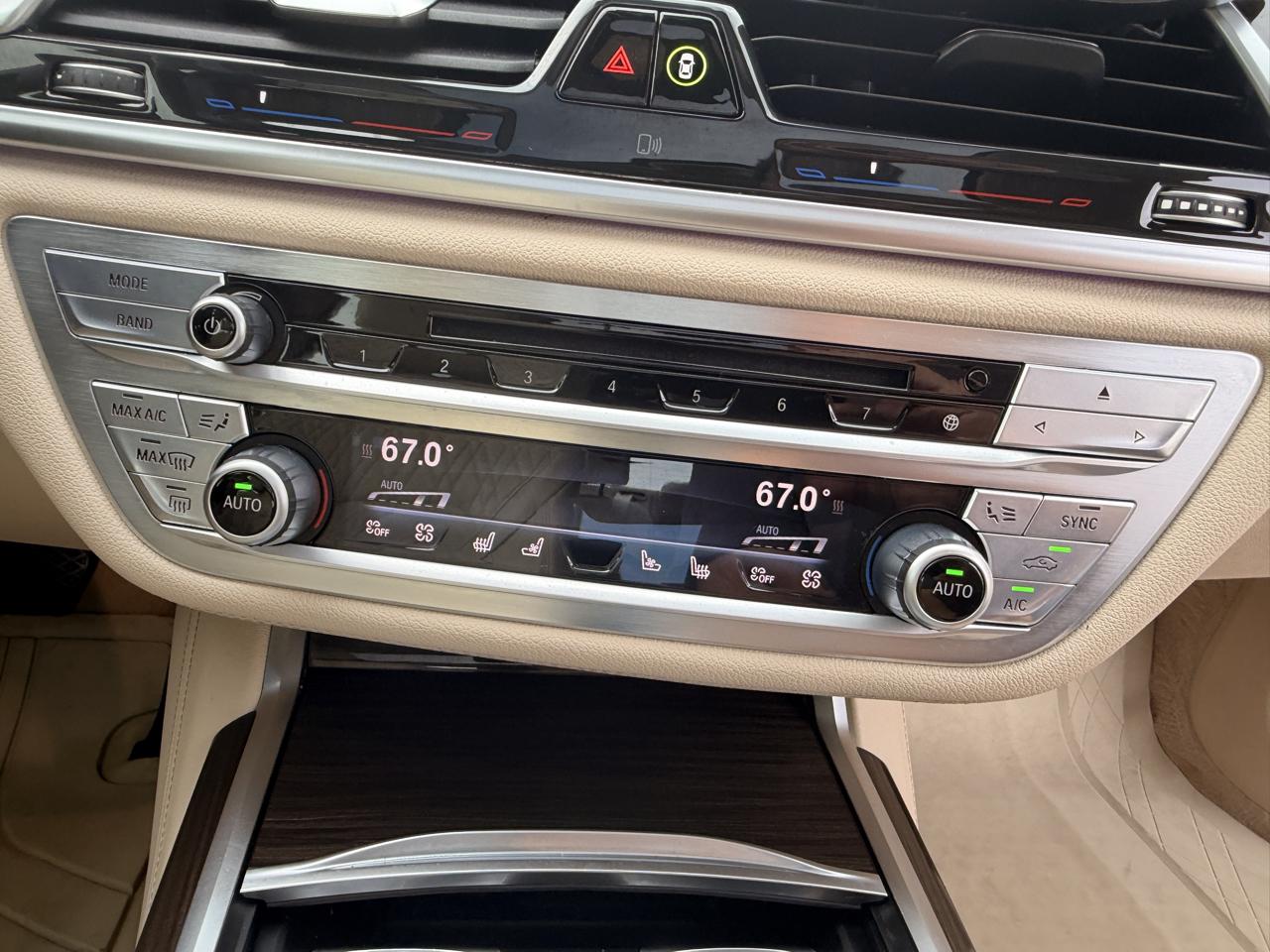 BMW 7-Series 750i xDrive 2016