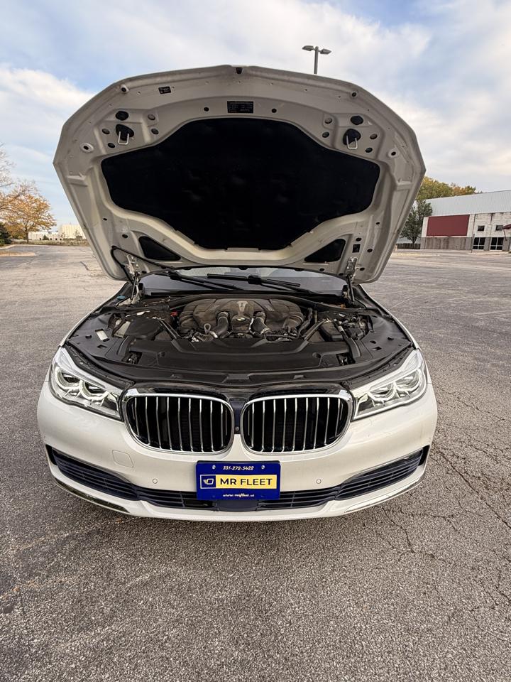 BMW 7-Series 750i xDrive 2016