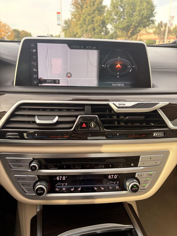 BMW 7-Series 750i xDrive 2016