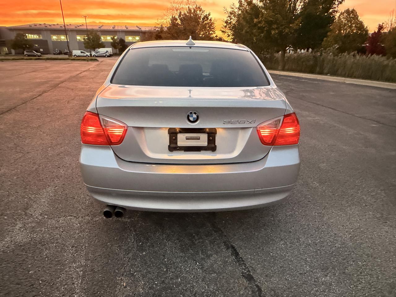 BMW 3-Series 325xi Sedan 2006