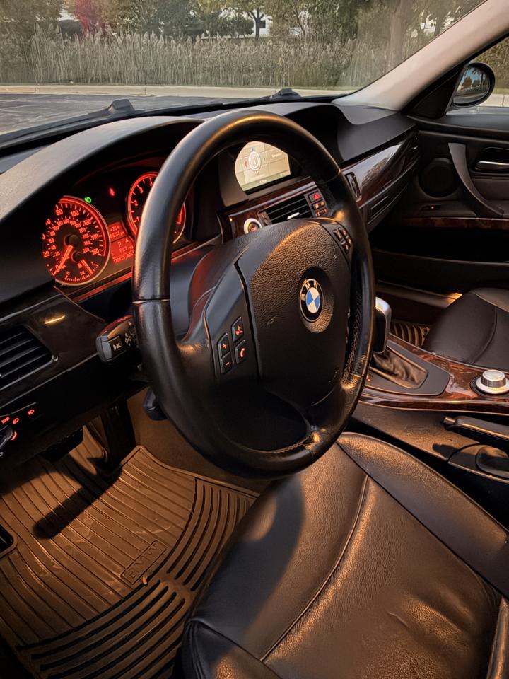 BMW 3-Series 325xi Sedan 2006