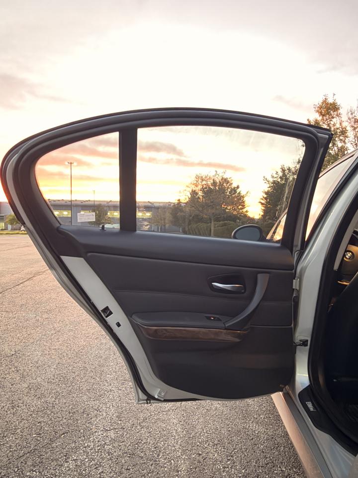 BMW 3-Series 325xi Sedan 2006