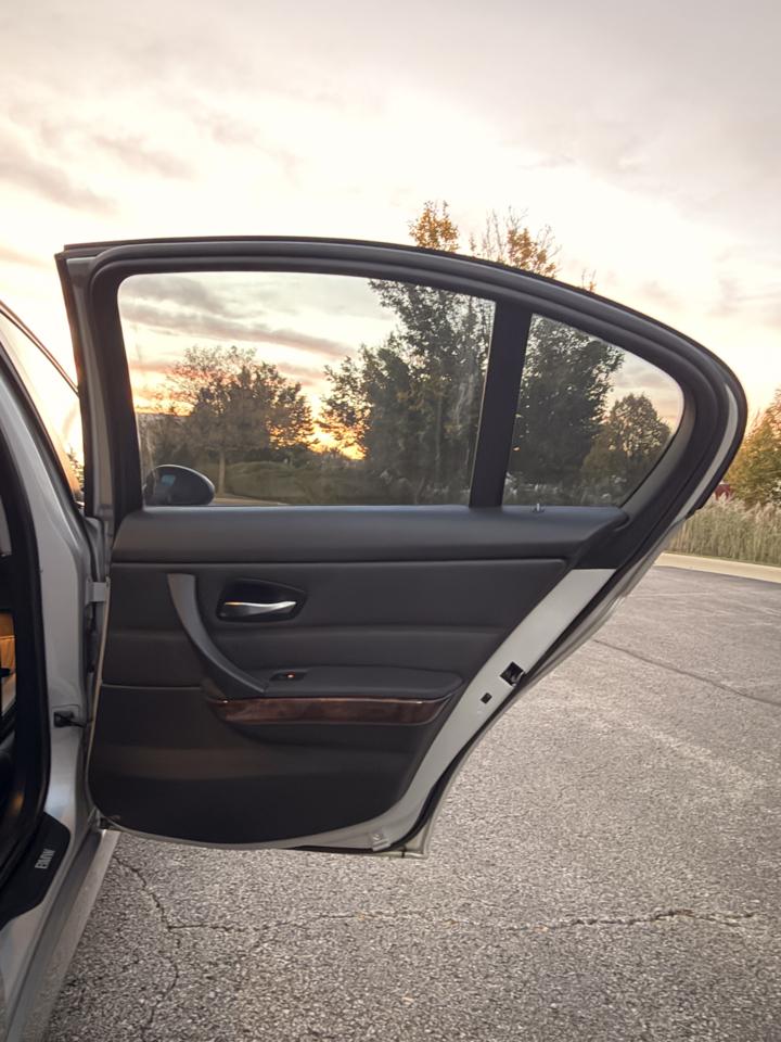 BMW 3-Series 325xi Sedan 2006