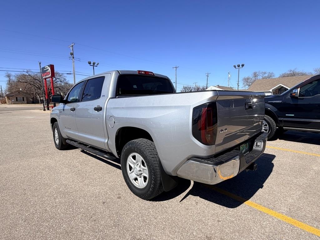 Toyota Tundra  2016
