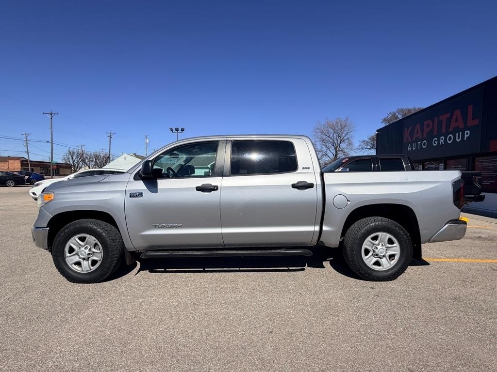 Toyota Tundra  2016