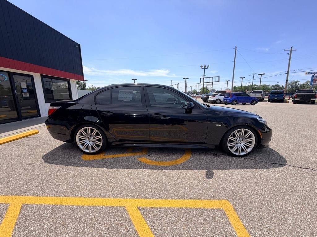 BMW 5-Series  2008