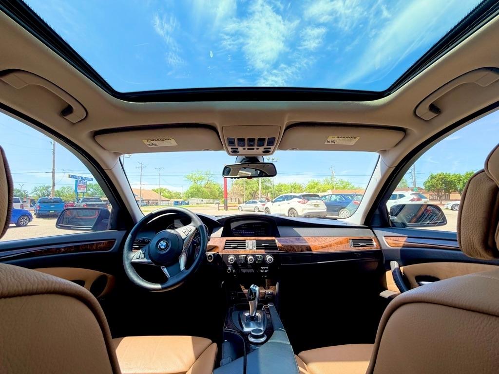 BMW 5-Series  2008