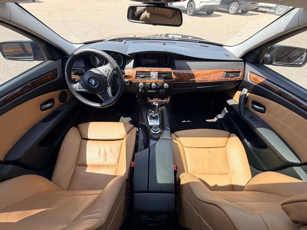 BMW 5-Series  2008