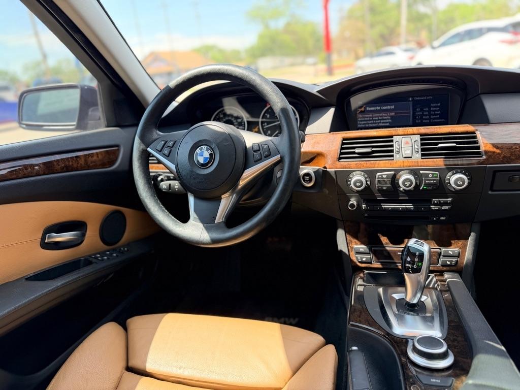 BMW 5-Series  2008
