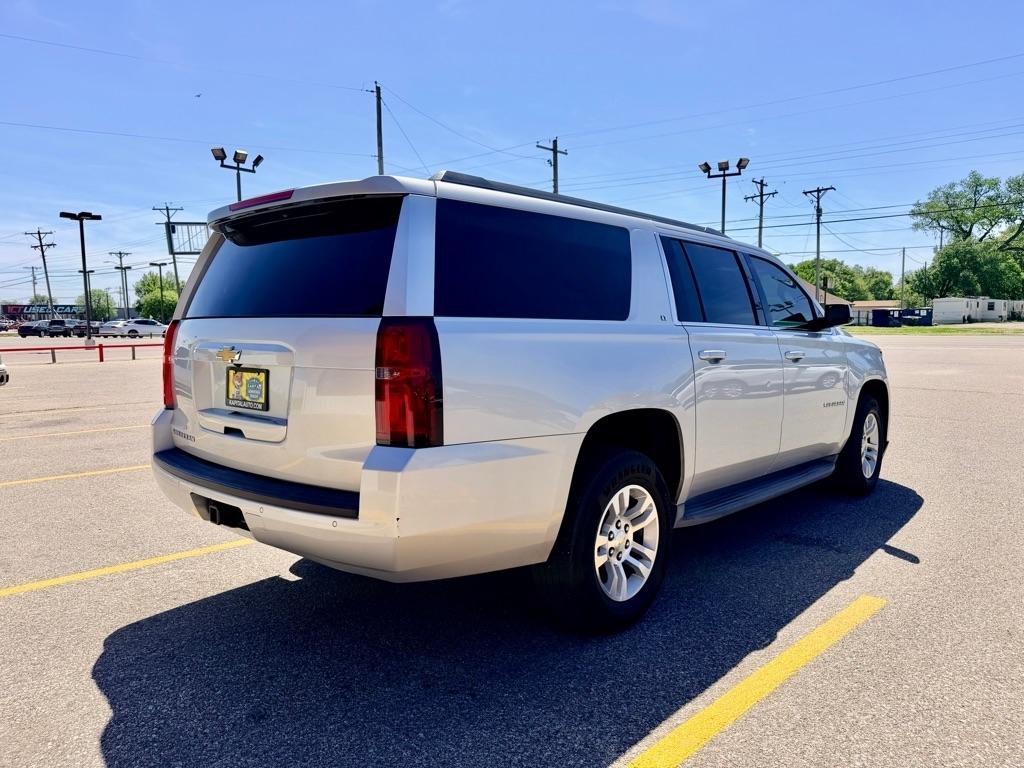 Chevrolet Suburban  2015