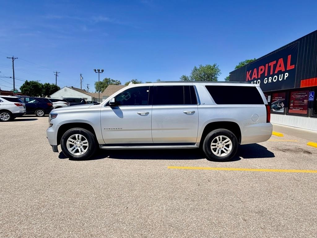 Chevrolet Suburban  2015
