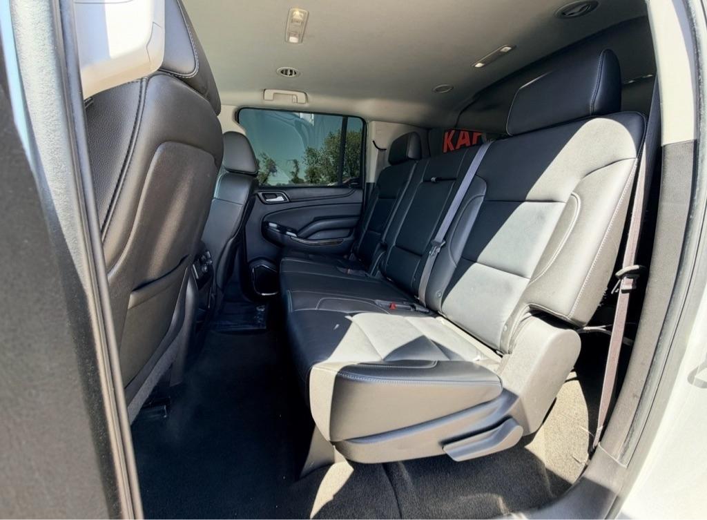 Chevrolet Suburban  2015
