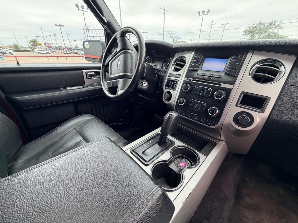 Ford Expedition  2016