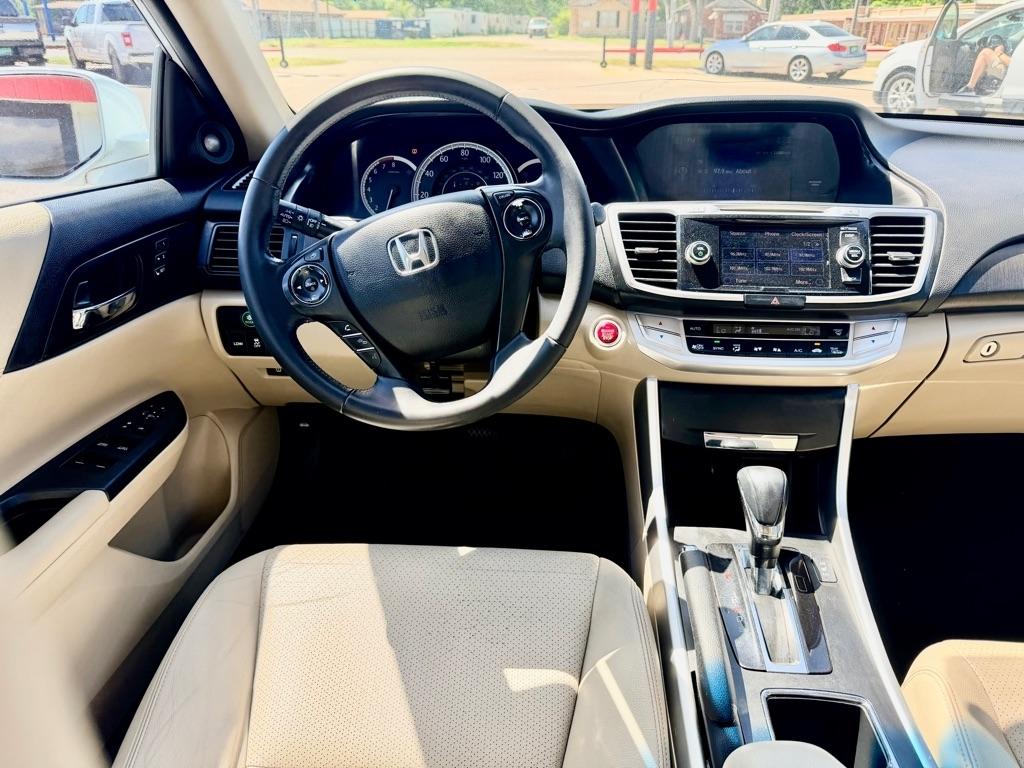 Honda Accord  2013