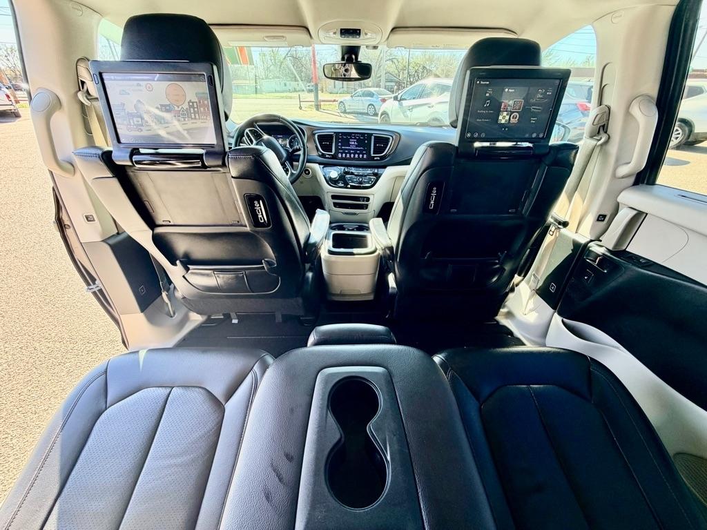 Chrysler Pacifica  2017