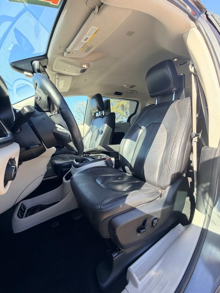 Chrysler Pacifica  2017