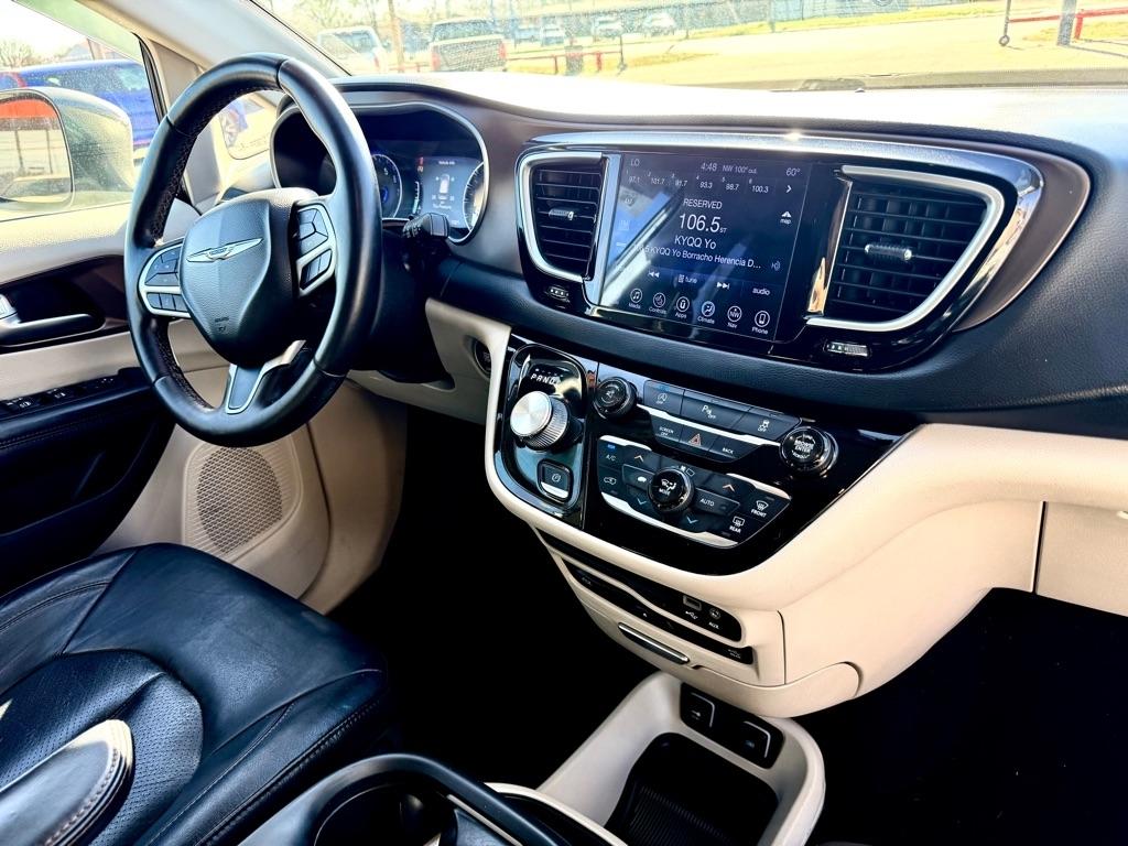 Chrysler Pacifica  2017