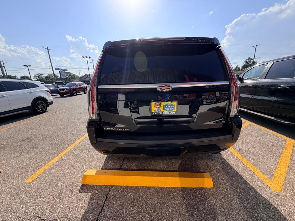 Cadillac Escalade  2017