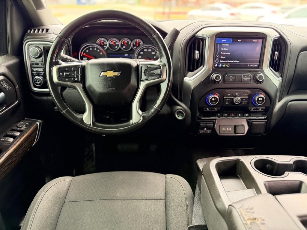 Chevrolet Silverado 1500  2021
