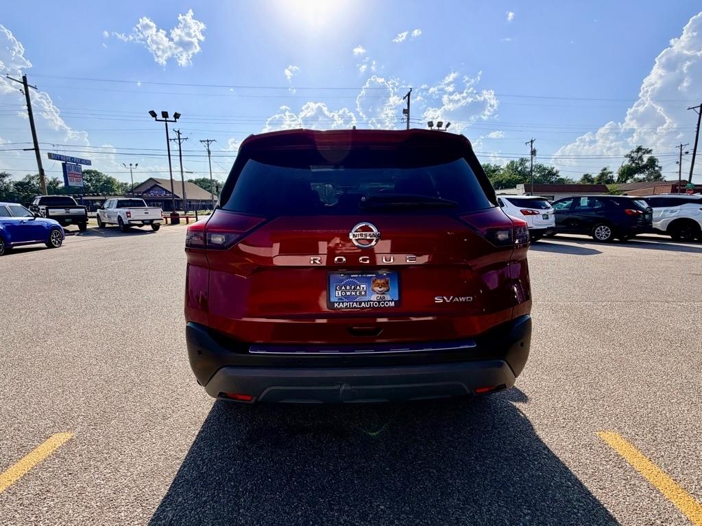 Nissan Rogue  2021