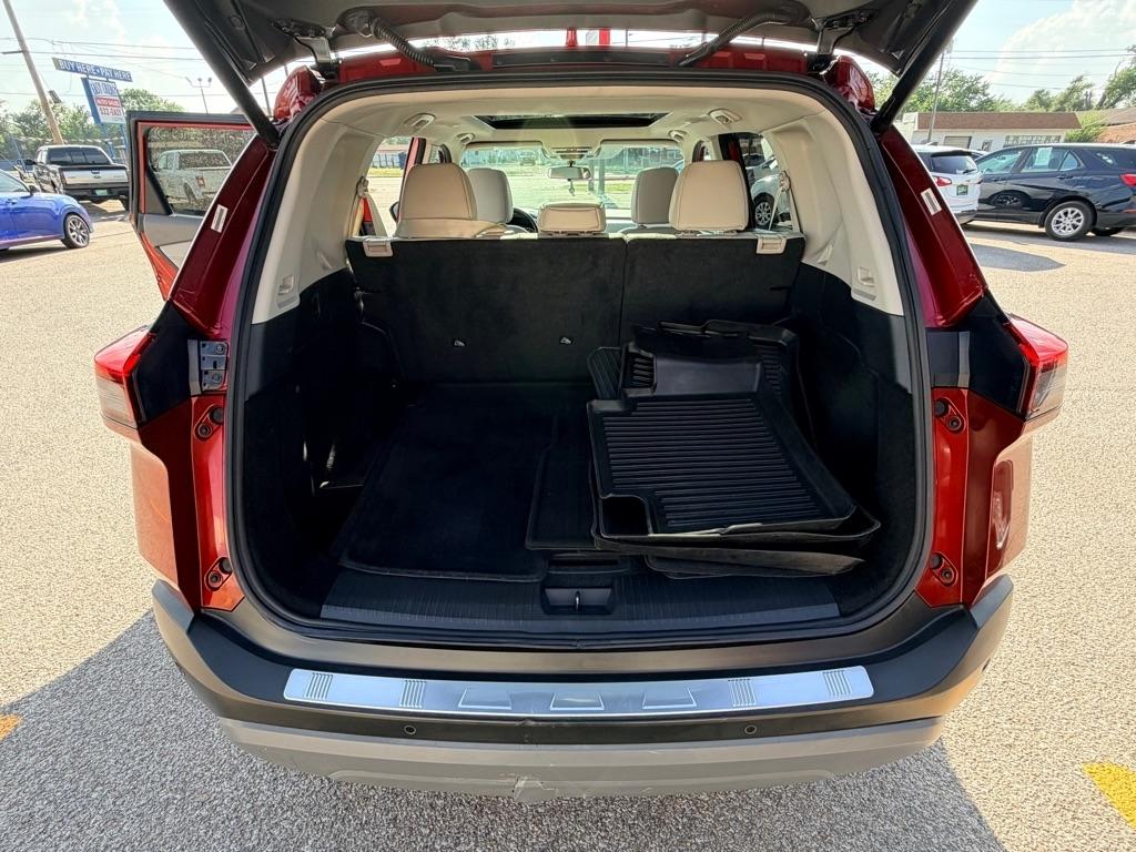 Nissan Rogue  2021