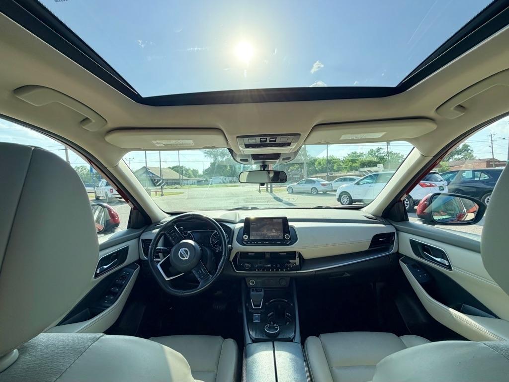 Nissan Rogue  2021