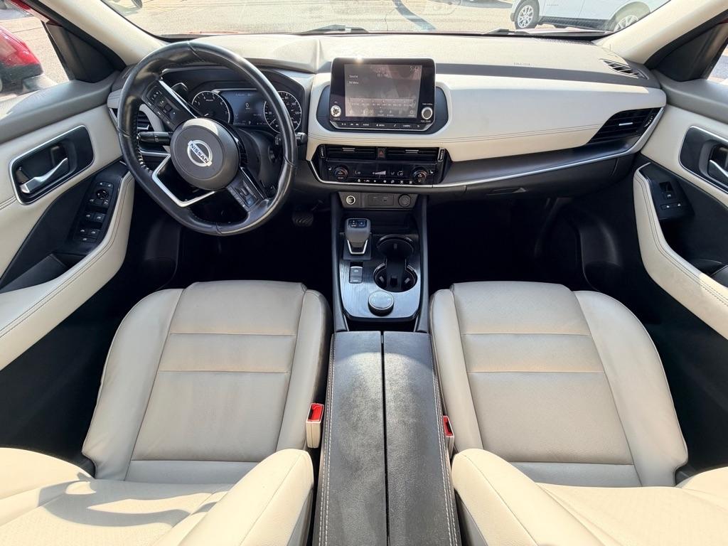 Nissan Rogue  2021