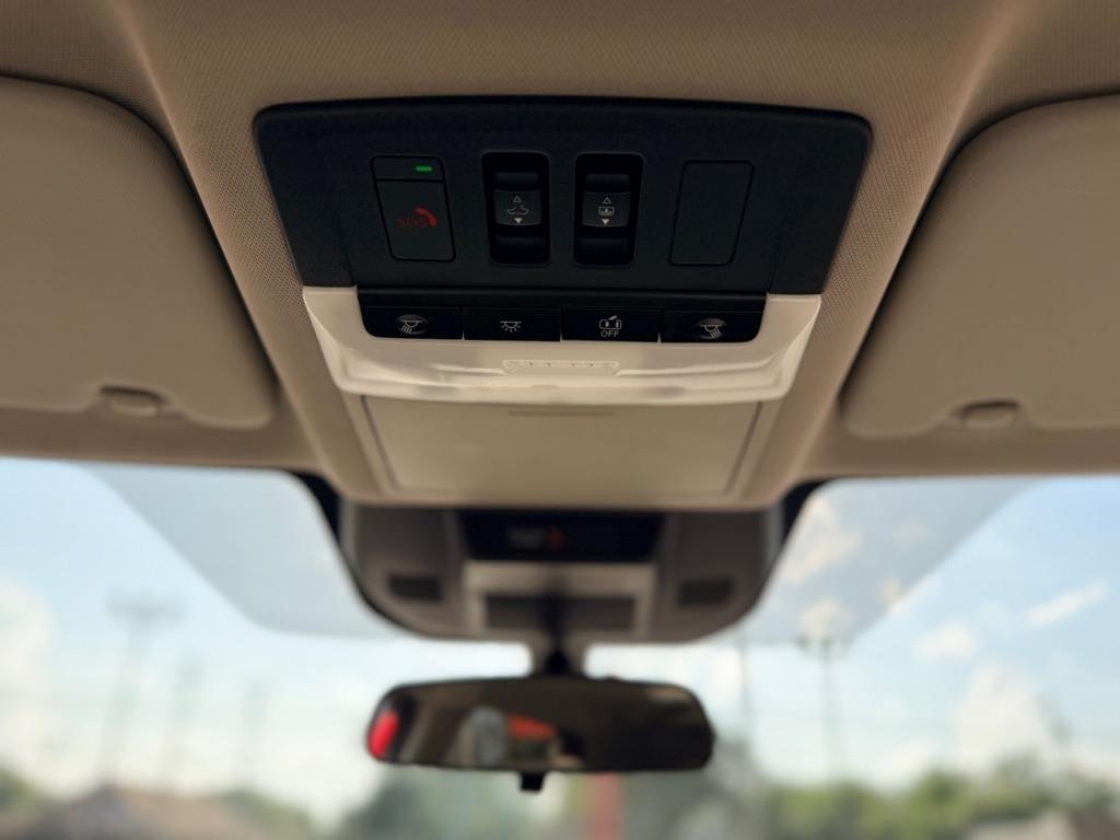 Nissan Rogue  2021
