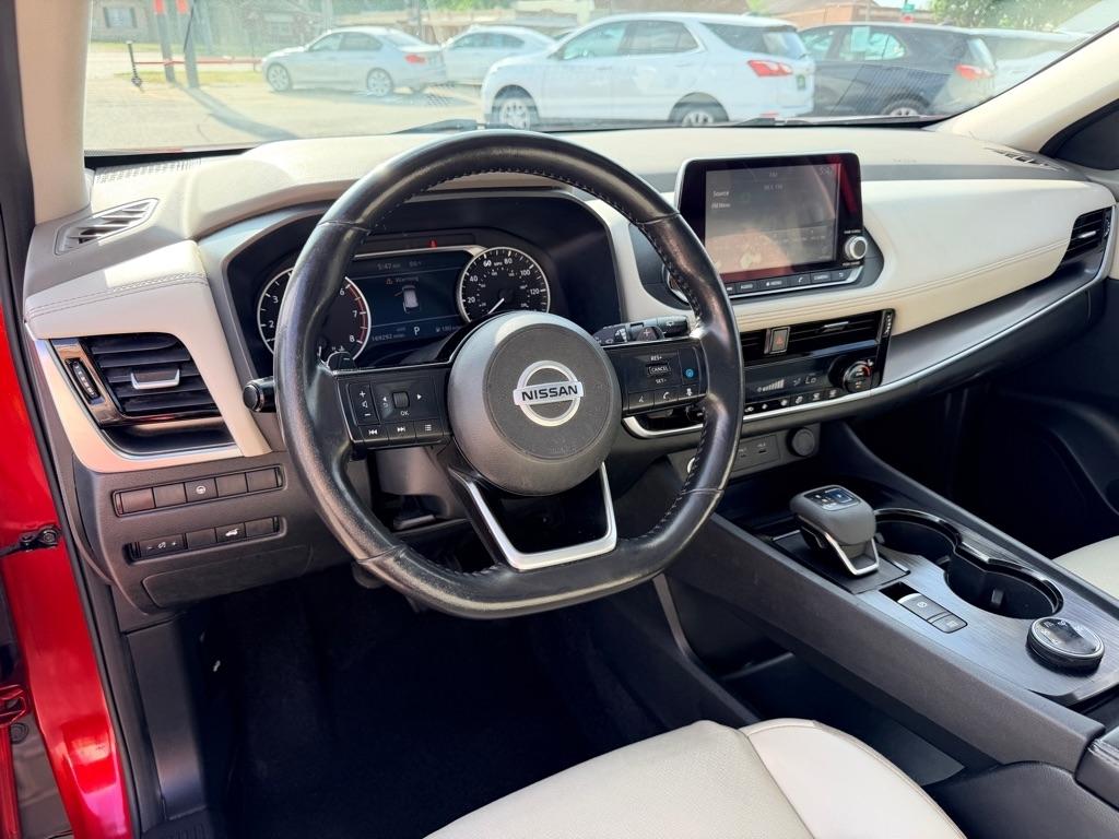 Nissan Rogue  2021