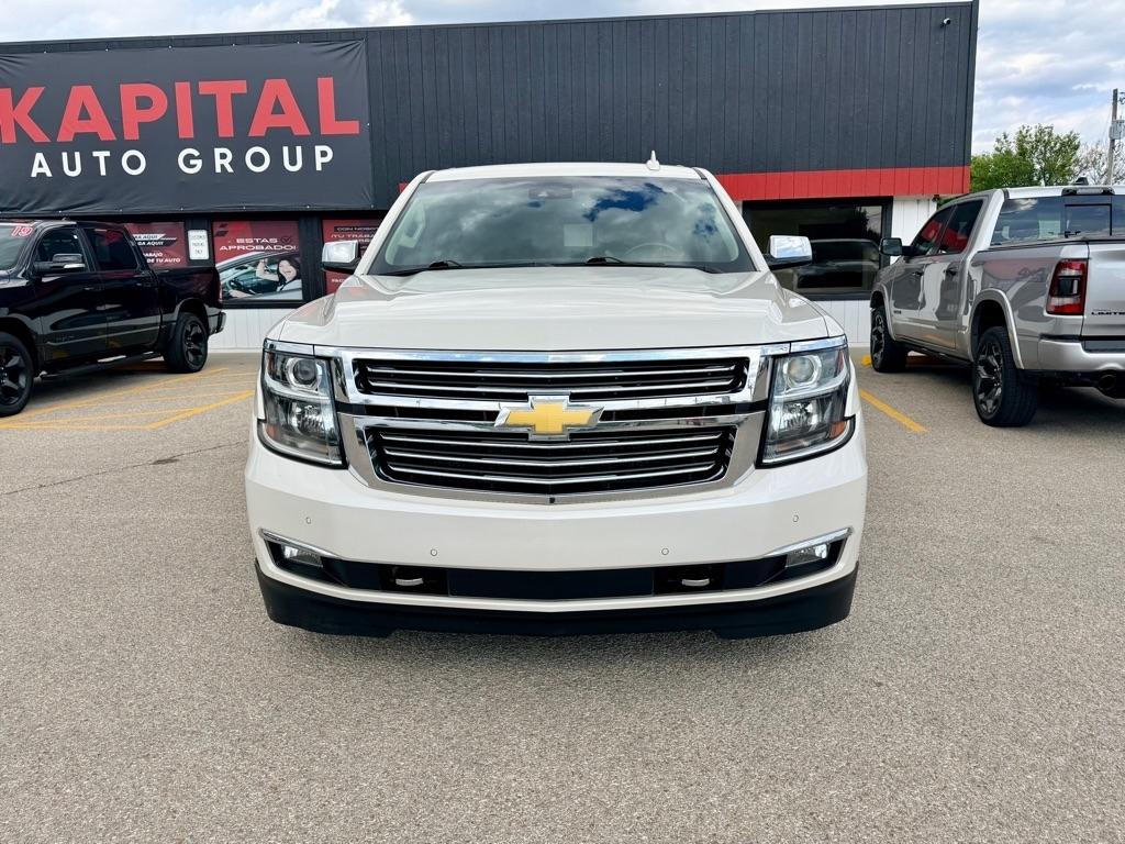 Chevrolet Suburban  2015