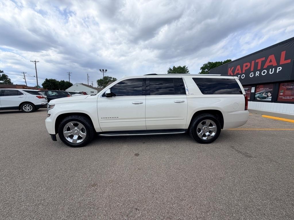 Chevrolet Suburban  2015