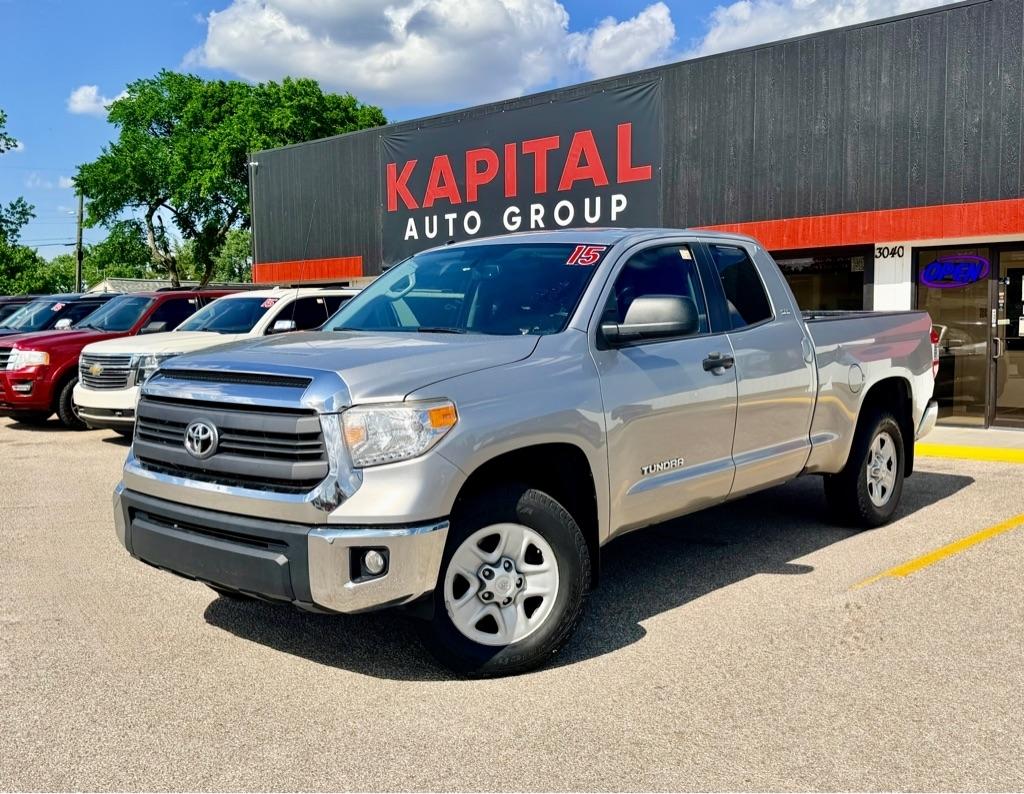 Toyota Tundra  2015