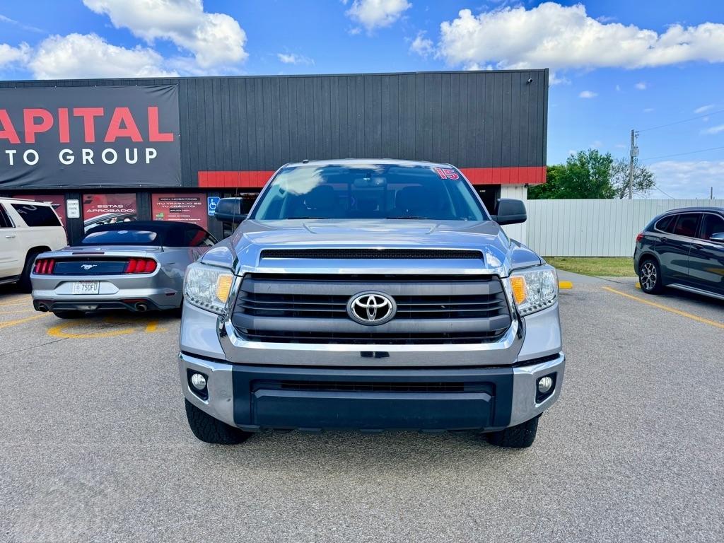 Toyota Tundra  2015