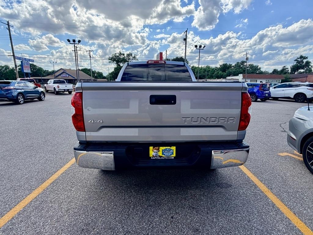 Toyota Tundra  2015