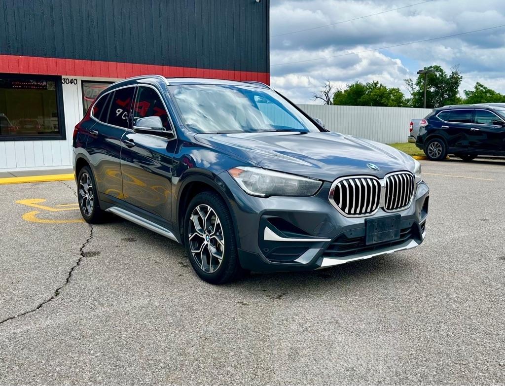 BMW X1  2021