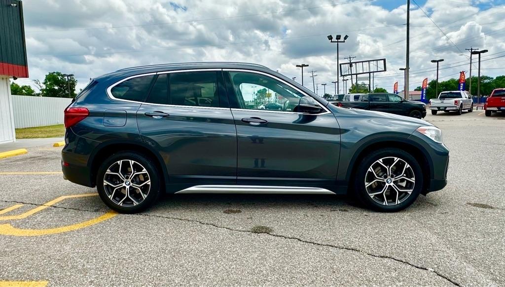 BMW X1  2021