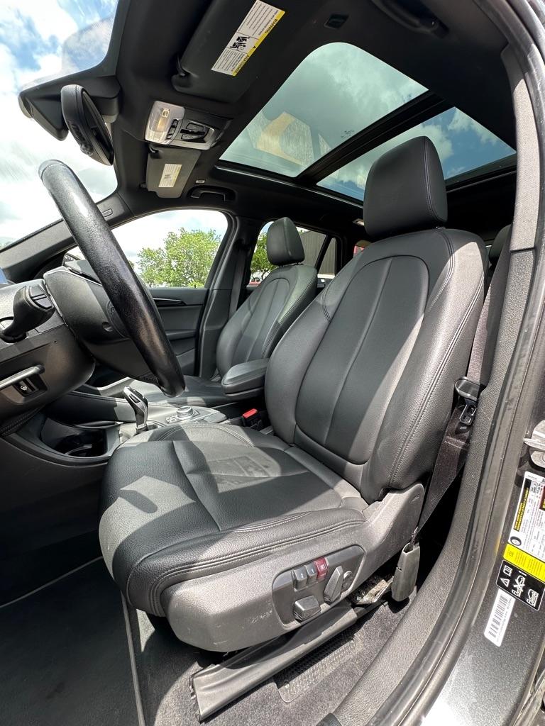 BMW X1  2021