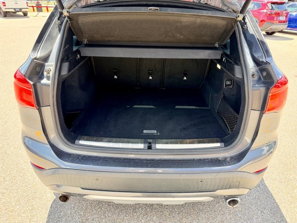 BMW X1  2021
